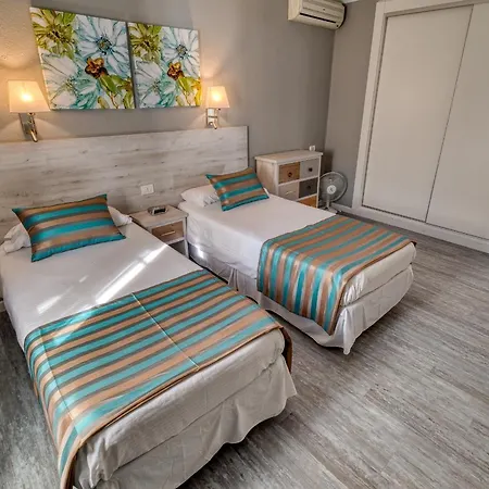 Ona Brisas מלון דירות 4*