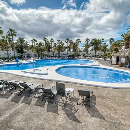 מלון דירות Ona Brisas 4*