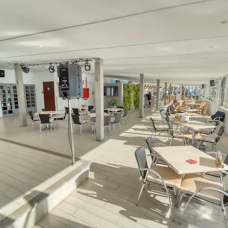 Ona Brisas بلايا بلانكا